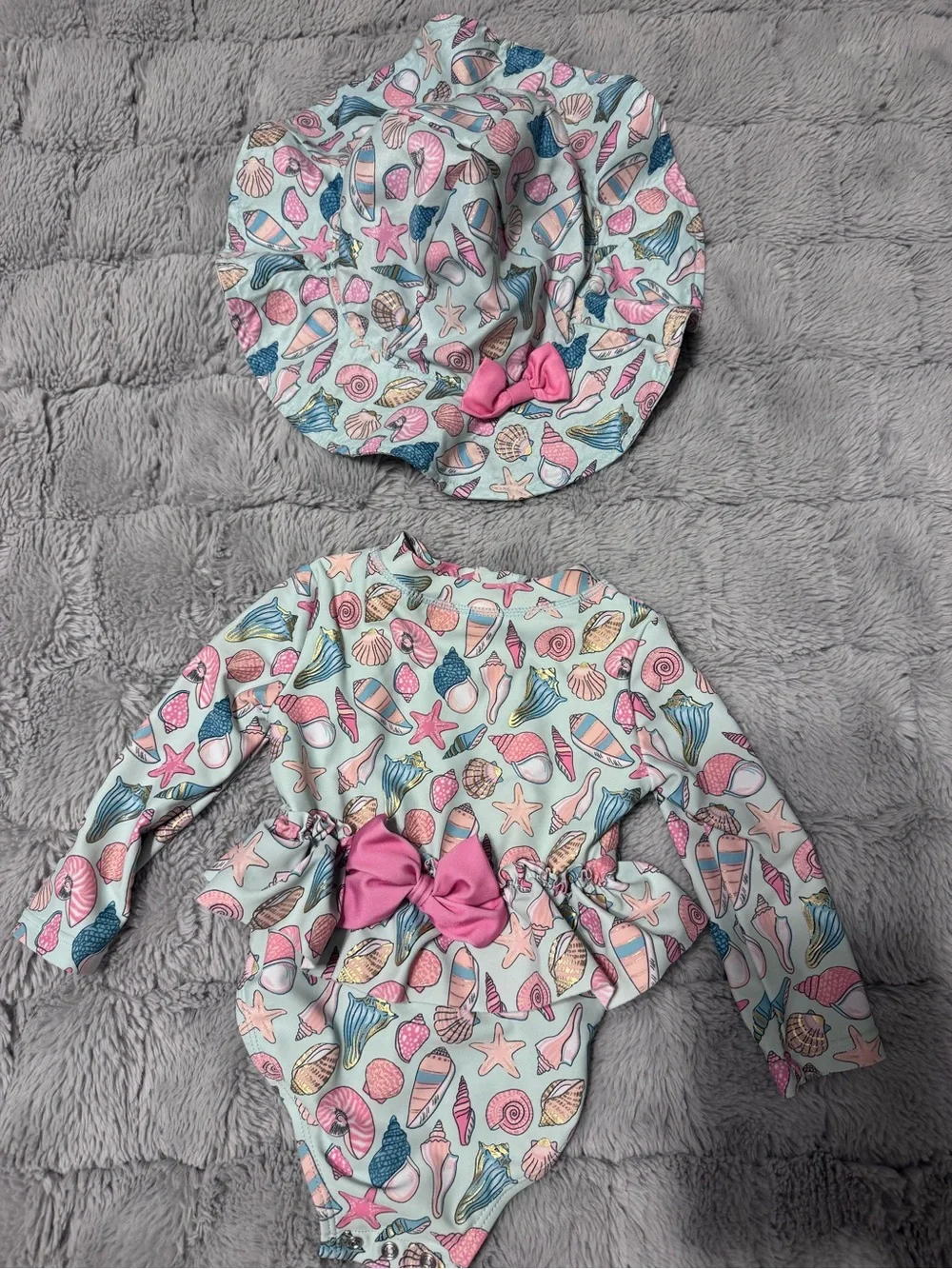 Flapdoodles Pastel Seashell Print Long-Sleeve One-Piece with Pink Bow and Hat